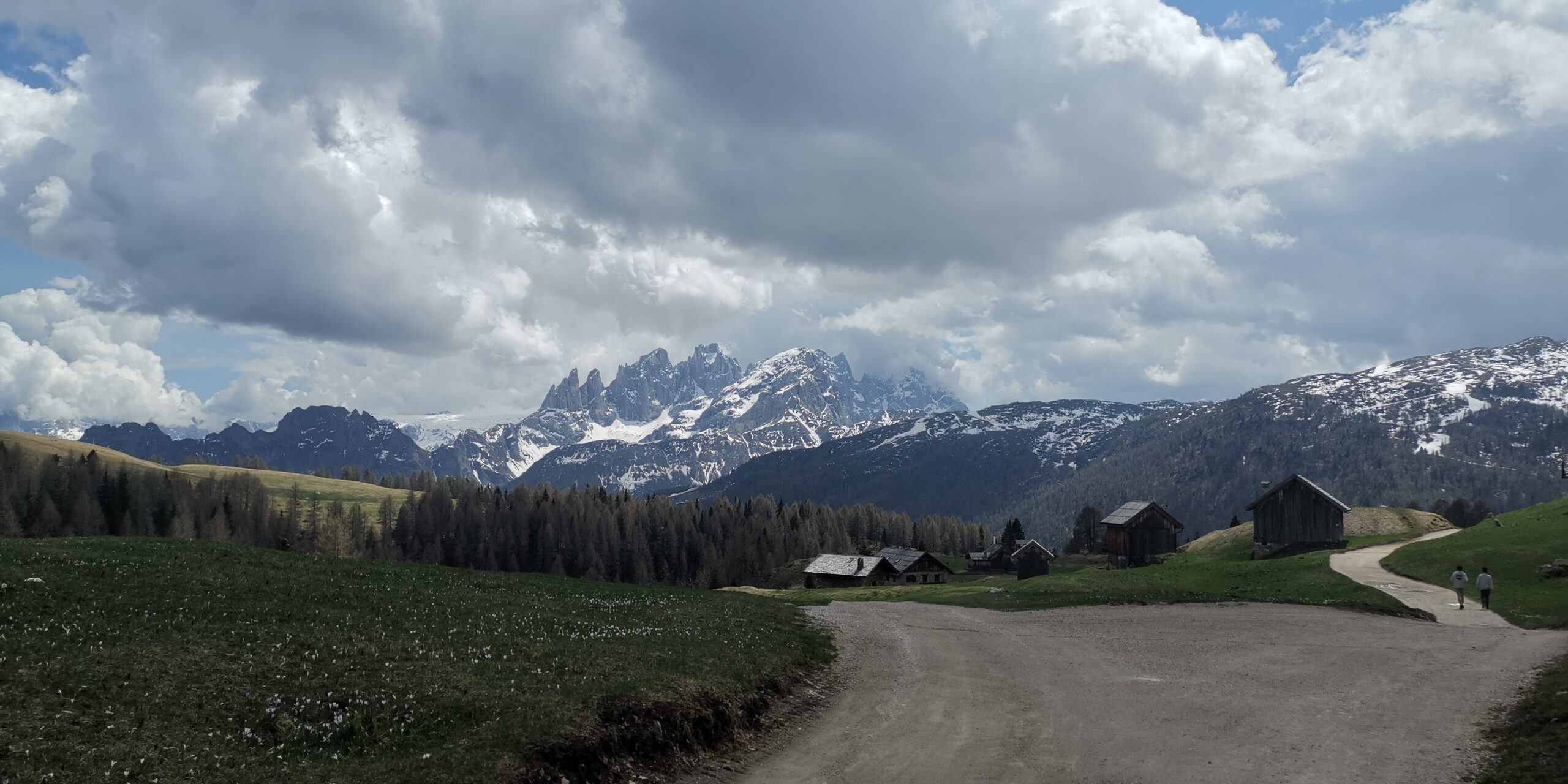 Frühlingswanderung zur Fuciade-Hütte