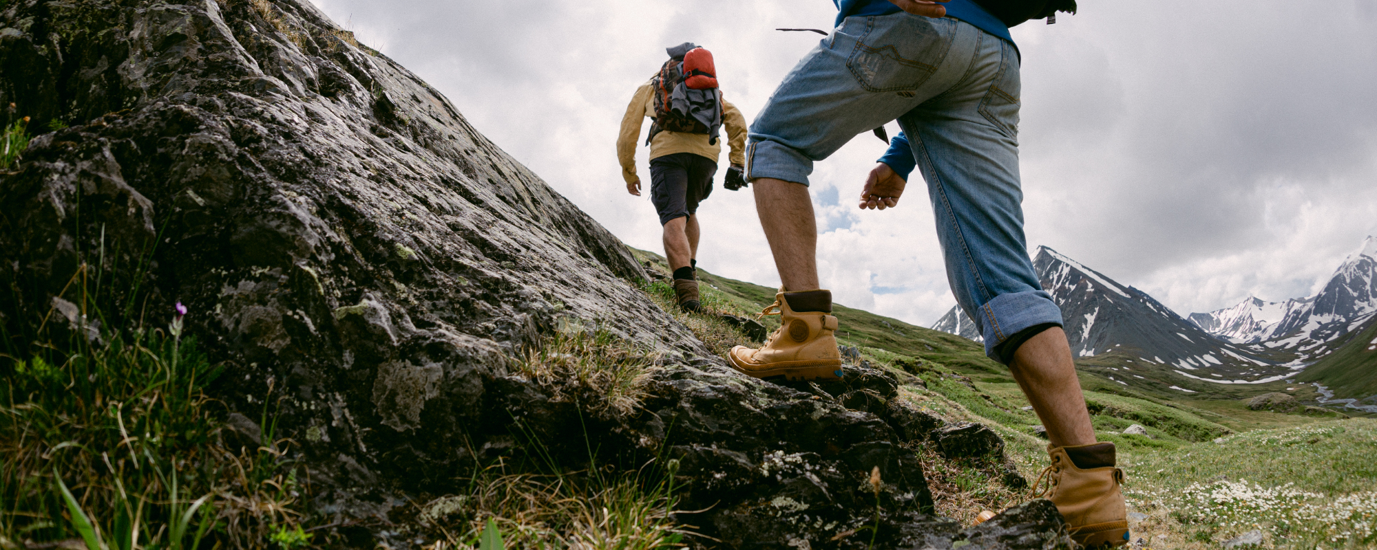Hiking and wellbeing in the mountains